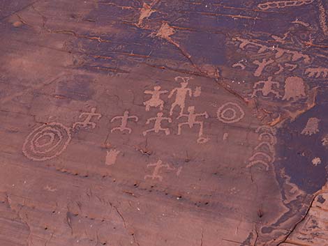 picnic area petroglyphs